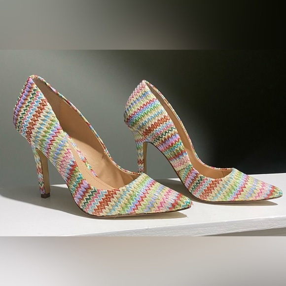 Charles David Women’s Multicolored Stripped High Heels-size 7.5 - Picture 7 of 8